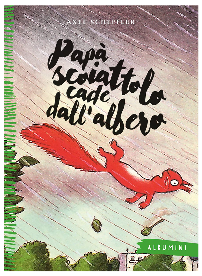 Papà scoiattolo cade dall'albero